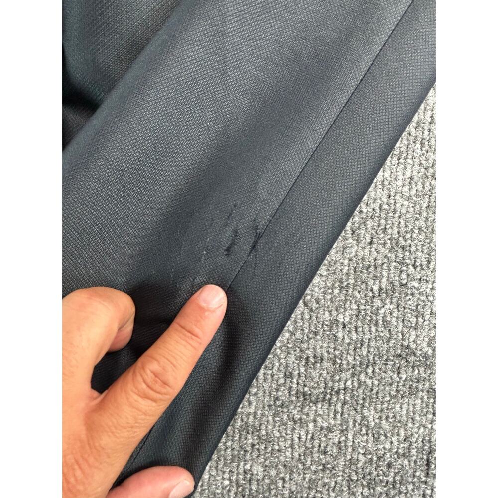 Sonneti Uomo 44R 2 Pc Suit Black Super 150's MicroTech 38x30 Hand Tailored - Picture 10 of 16